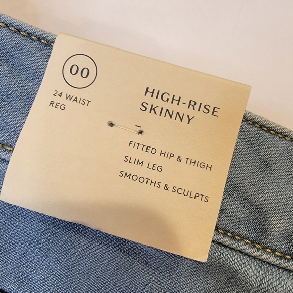 Universal Thread High-Rise Skinny Jeans Distressed Size 00/24R NWT - Picture 13 of 16
